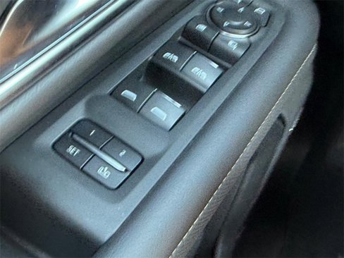 Used 2022 Chevrolet Tahoe Premier image 21