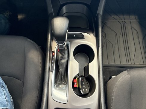 Used 2022 Chevrolet Malibu LS image 20