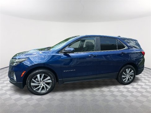 Used 2023 Chevrolet Equinox LT image 1