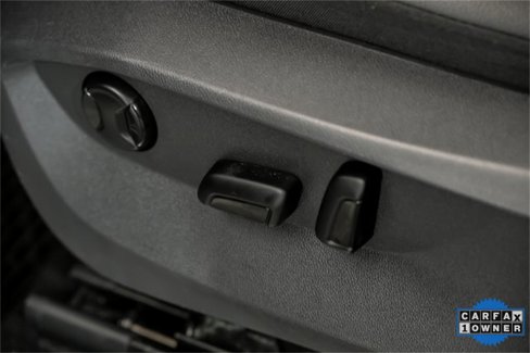 Used 2022 Volkswagen Tiguan SE R-Line image 15