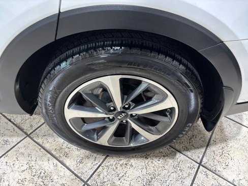 Used 2019 Kia Sorento EX image 26
