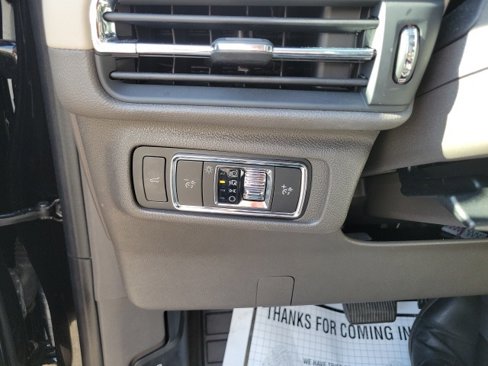 Certified 2022 Lincoln Corsair FWD image 36