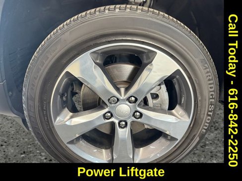 Used 2022 Jeep Grand Cherokee L Limited image 5