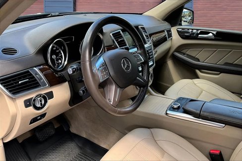 Used 2015 Mercedes-Benz GL 320 BlueTEC 4MATIC image 14