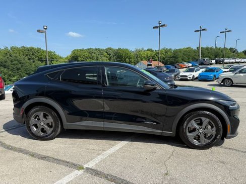 Used 2021 Ford Mustang Mach-E Select image 8
