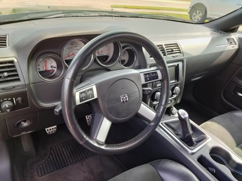 Used 2009 Dodge Challenger SRT8 w/ SRT Option Group II image 15