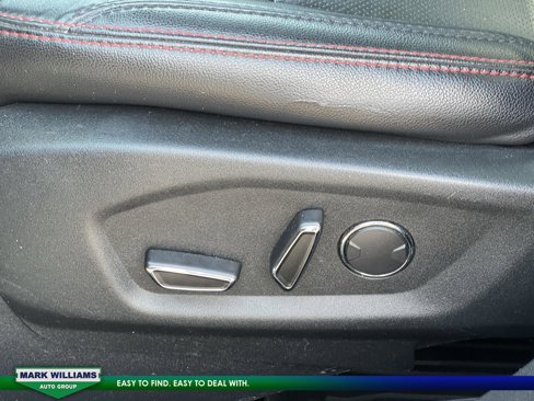 Used 2017 Ford Explorer Sport image 8