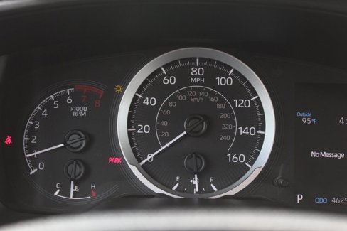 Used 2021 Toyota Corolla LE image 9