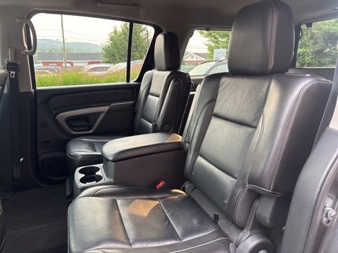 Used 2015 Nissan Armada Platinum image 18