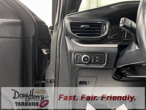 Used 2020 Ford Explorer XLT w/ Equipment Group 202A image 29