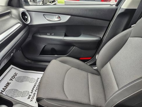 Used 2024 Kia Forte LXS image 15