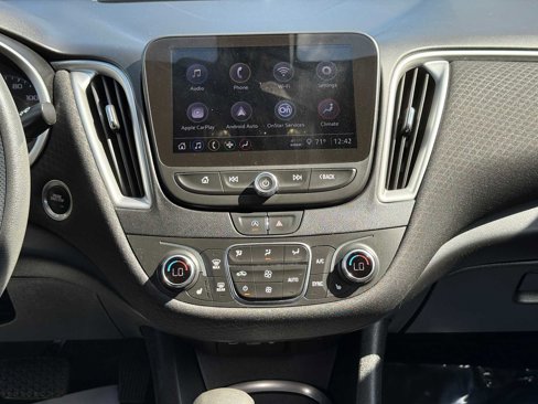 Used 2022 Chevrolet Malibu LT image 12