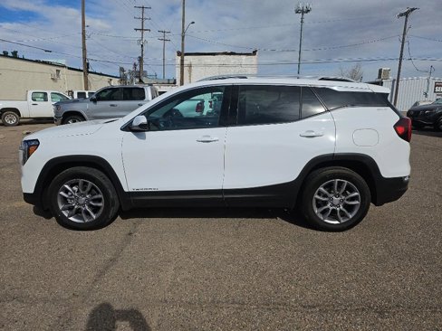 Used 2022 GMC Terrain SLT image 9