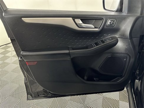 Used 2020 Ford Escape SEL image 22