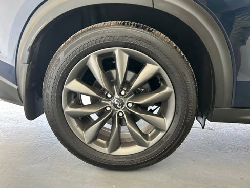 Used 2019 INFINITI QX50 Essential w/ Premium Heat Package image 14