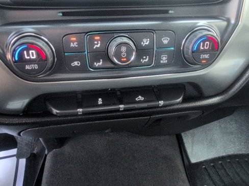 Used 2018 Chevrolet Silverado 1500 LT w/ LT Eassist Package image 27
