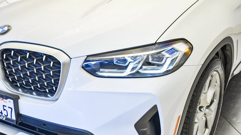 Certified 2022 BMW X4 xDrive30i w/ Convenience Package image 9