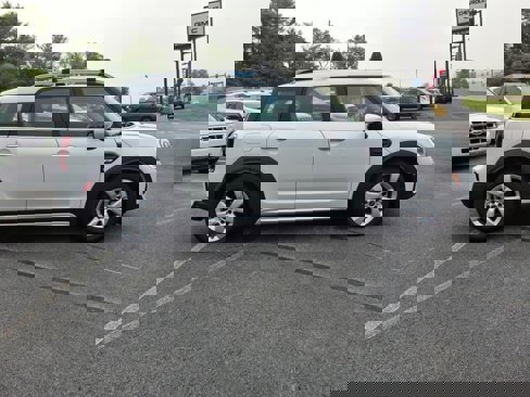Used 2024 MINI Cooper Countryman image 8