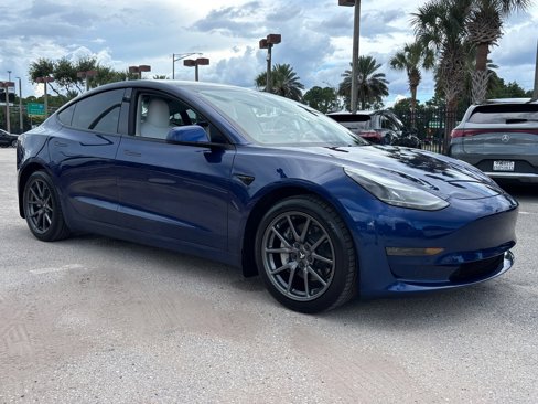 Used 2021 Tesla Model 3 Standard Range Plus image 27