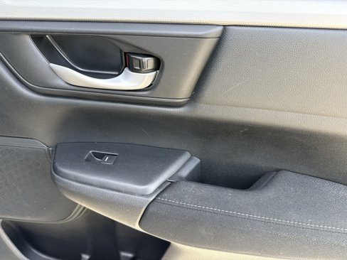 Used 2018 Honda CR-V LX image 38
