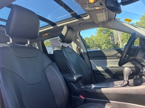 Used 2022 Jeep Compass Latitude w/ Sun and Sound Group image 22