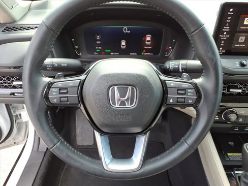 Used 2024 Honda Accord Touring image 13