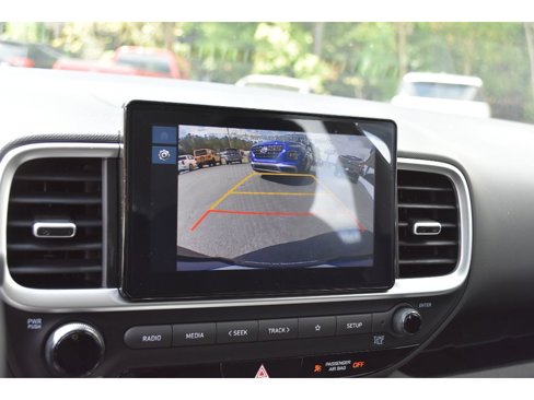 New 2025 Hyundai Venue SE image 23