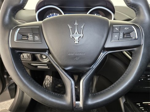 Used 2017 Maserati Ghibli image 21