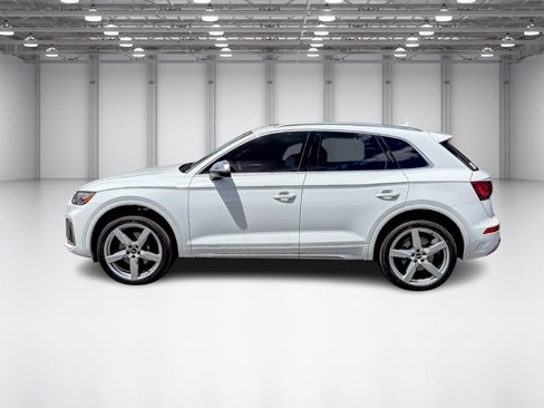 Used 2021 Audi SQ5 Premium w/ Convenience Package image 2