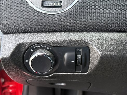 Used 2014 Chevrolet Cruze LT image 22