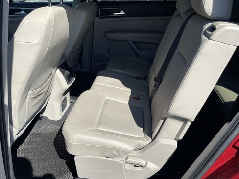 Used 2018 Volkswagen Atlas SEL w/ R-Line Package image 24