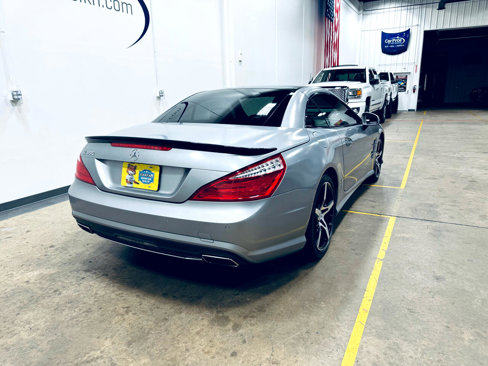 Used 2014 Mercedes-Benz SL 550 image 7