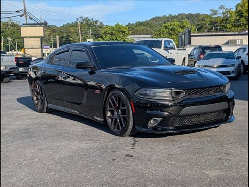 Used 2016 Dodge Charger R/T Scat Pack w/ Beats Audio Group image 1