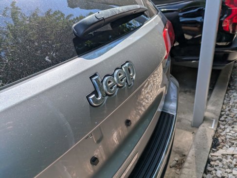 Used 2015 Jeep Grand Cherokee Limited image 6
