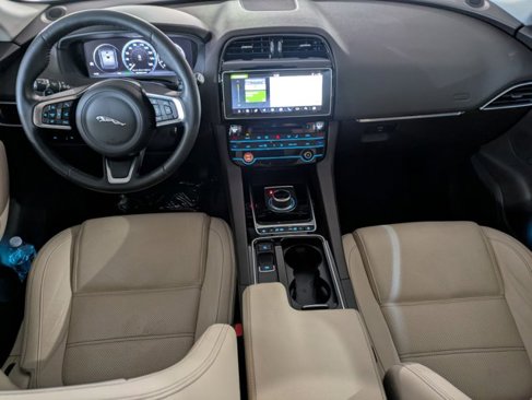 Used 2018 Jaguar F-PACE Prestige image 18