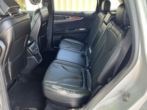 Used 2017 Lincoln MKX Reserve image 31