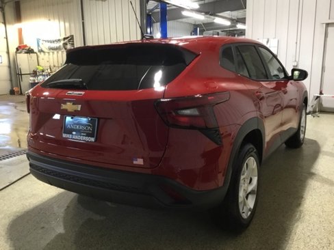New 2026 Chevrolet Trax LS w/ LS Convenience Package image 4