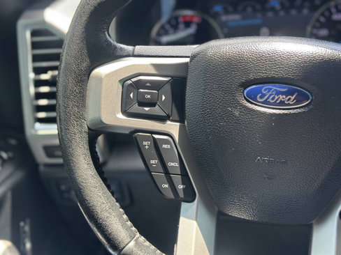 Used 2017 Ford F250 Lariat w/ Chrome Package image 13