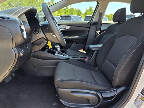 Used 2023 Kia Forte LXS image 12