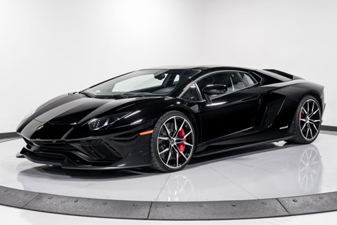 Used 2017 Lamborghini Aventador S image 7