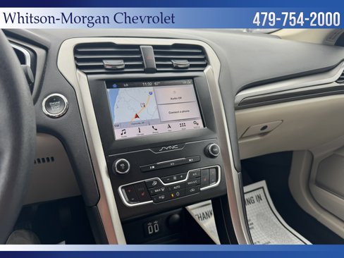 Used 2019 Ford Fusion SEL image 16