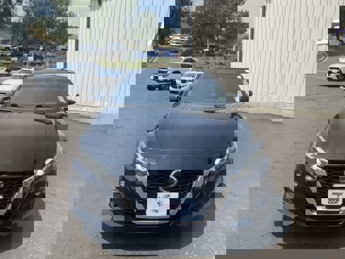 Used 2022 Nissan Altima 2.5 SV w/ SV Premium Package image 2