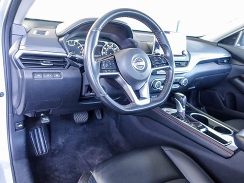 Used 2023 Nissan Altima 2.5 SR image 25