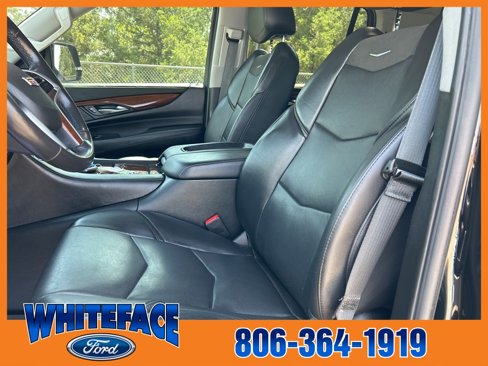 Used 2018 Cadillac Escalade Luxury image 13