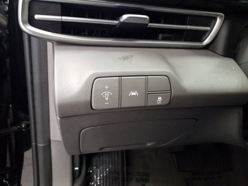 Used 2021 Hyundai Elantra SEL w/ Convenience Package image 12