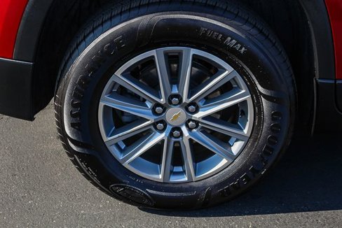 Used 2022 Chevrolet Traverse LT image 13