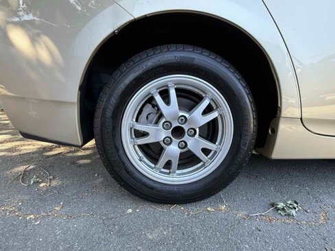 Used 2011 Toyota Prius Three image 27