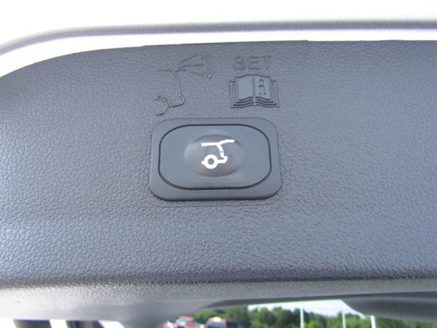 Used 2014 Ford Escape Titanium w/ Equipment Group 401A image 8