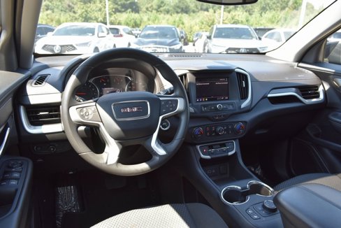 Used 2022 GMC Terrain SLE w/ Driver Convenience Package image 7