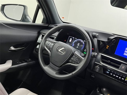 Certified 2025 Lexus UX 300h FWD image 15